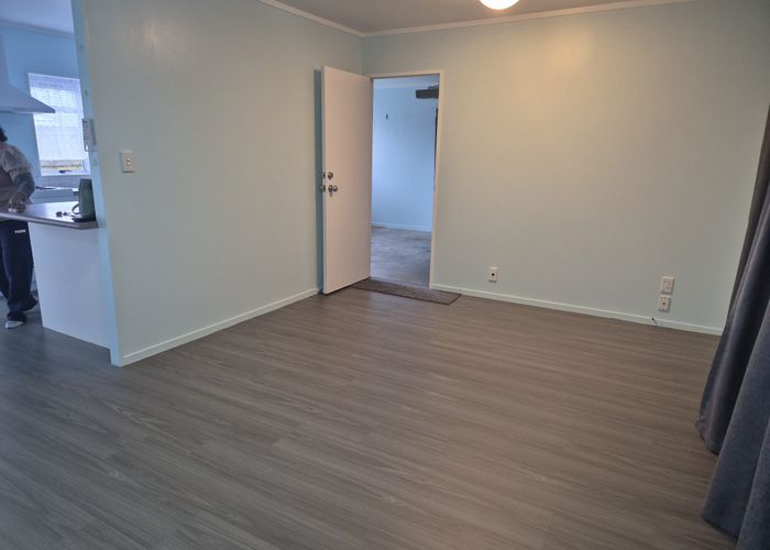  at 16 Randwich Place, Randwick Park, Manukau City, Auckland