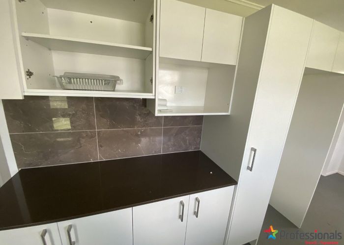  at 9 Malmo Place, Manurewa, Manukau City, Auckland