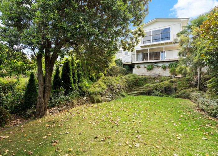  at 33 Simla Terrace, Hospital Hill, Napier, Hawke's Bay