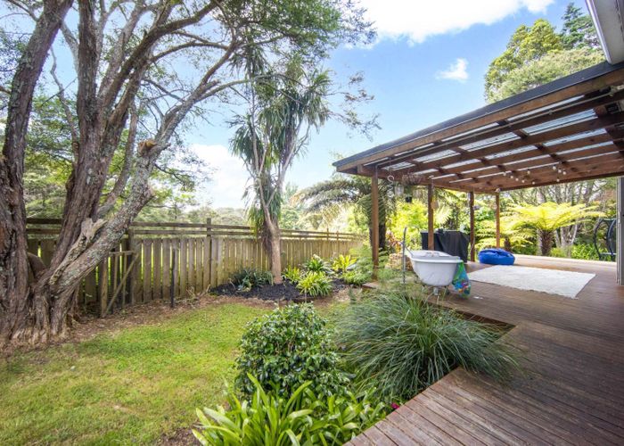  at 186 Candia Road, Henderson Valley, Waitakere City, Auckland