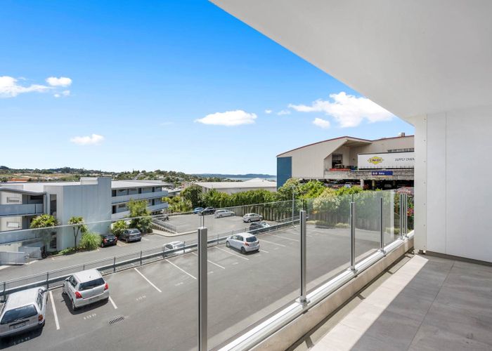  at 215/17 Link Cres, Stanmore Bay, Whangaparaoa