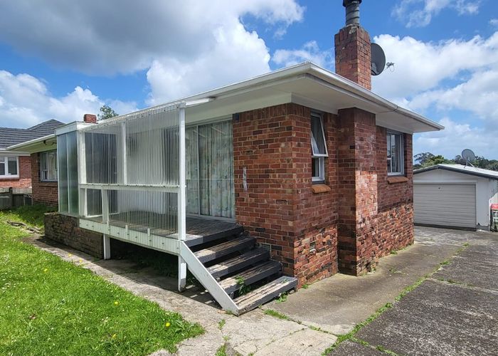  at 48 Woolfield Road, Papatoetoe, Auckland