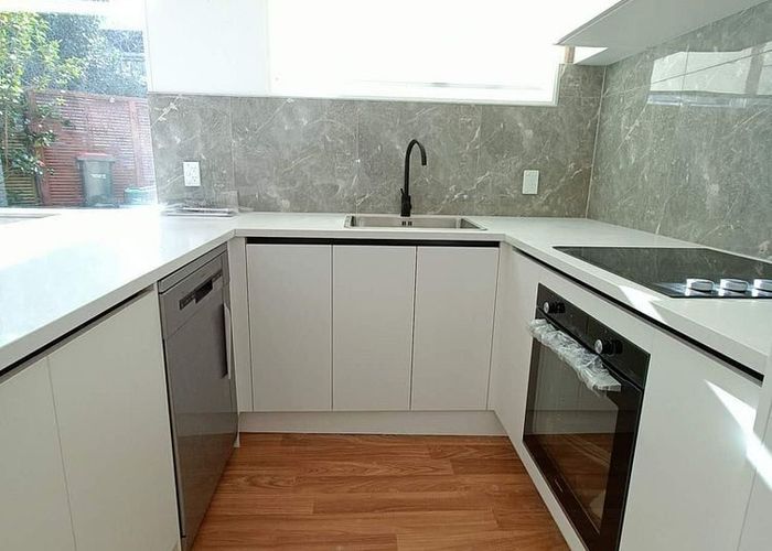  at 2/32 Tarawera Terrace, Saint Heliers, Auckland City, Auckland