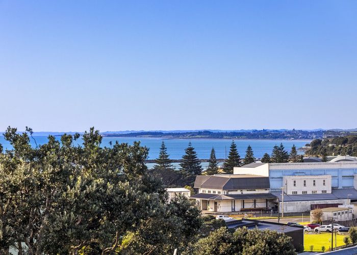  at 32 Ngamotu Road, Moturoa, New Plymouth, Taranaki