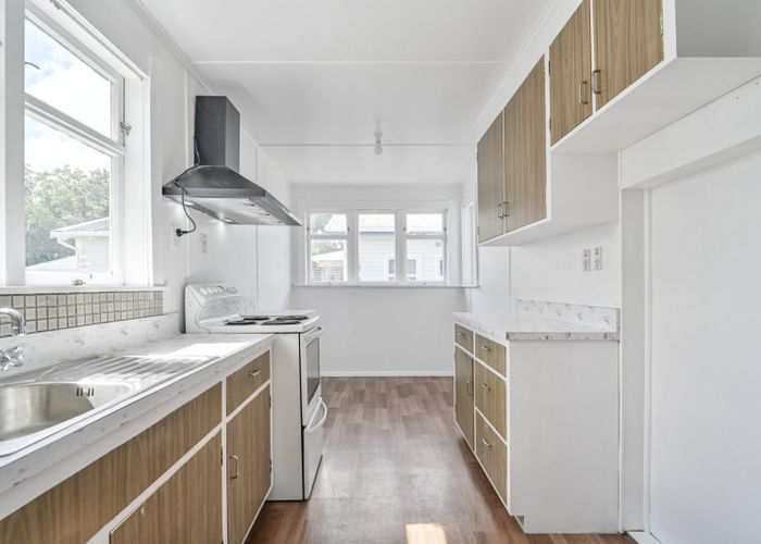  at 309 Lovedale Road, Saint Leonards, Hastings