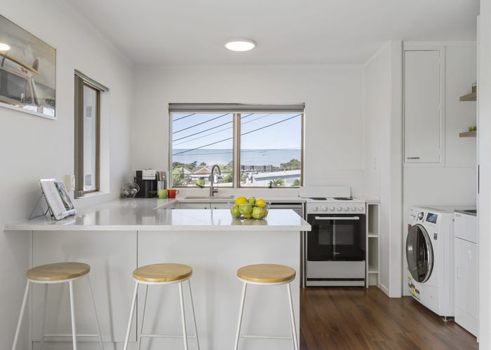  at 5/762 Beach Road, Browns Bay, Auckland