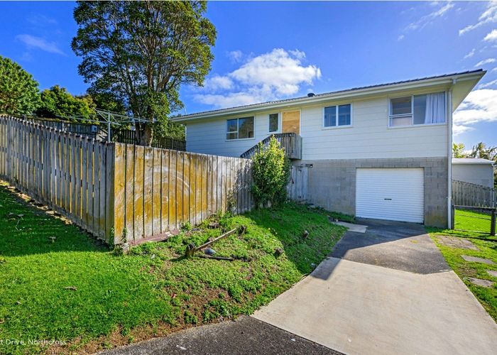  at 27-33 and 37- 49 Nor'East Drive, Northcross, North Shore City, Auckland