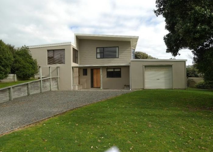  at 51 William St, Waikanae Beach, Kapiti Coast, Wellington