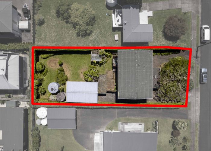  at 42 De Luen Avenue, Tindalls Beach, Whangaparaoa