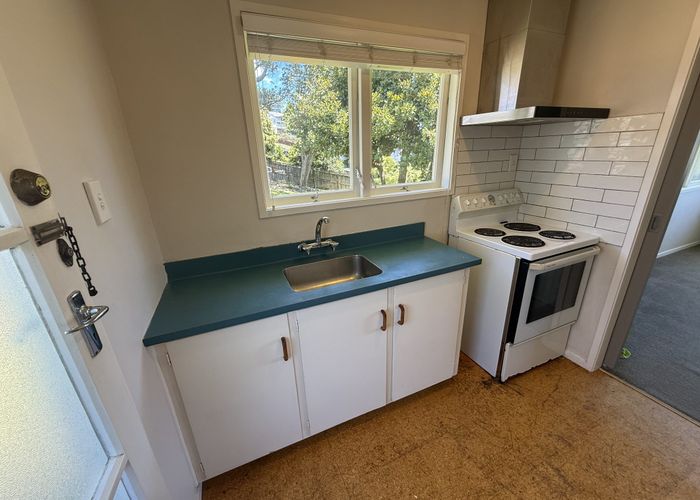  at 4/6 Elliot Avenue, Bayview, North Shore City, Auckland