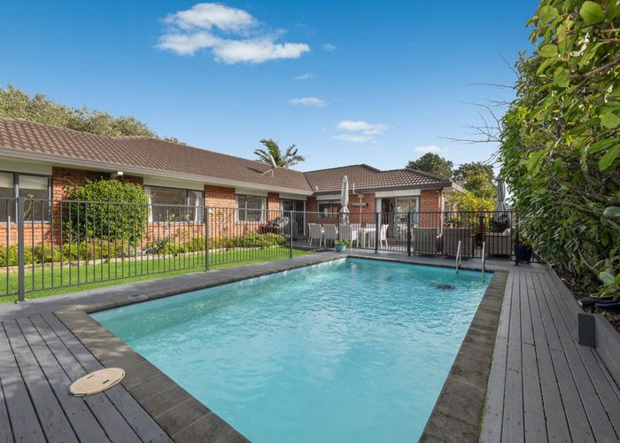  at 5 Moy Place, Dannemora, Manukau City, Auckland