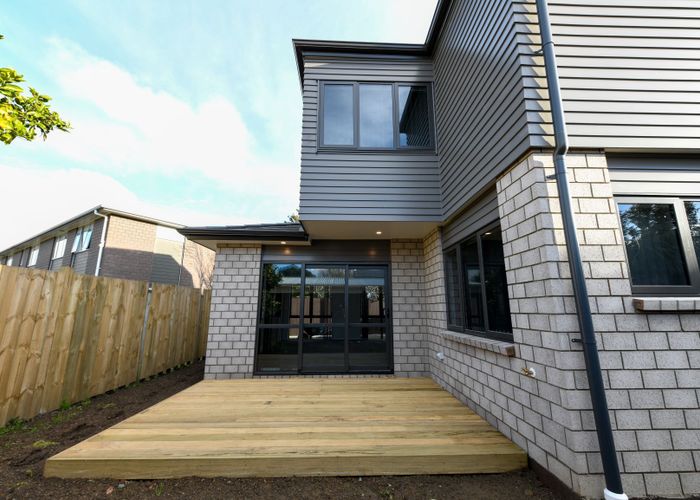  at 7C Miami Street, Mangere East, Auckland