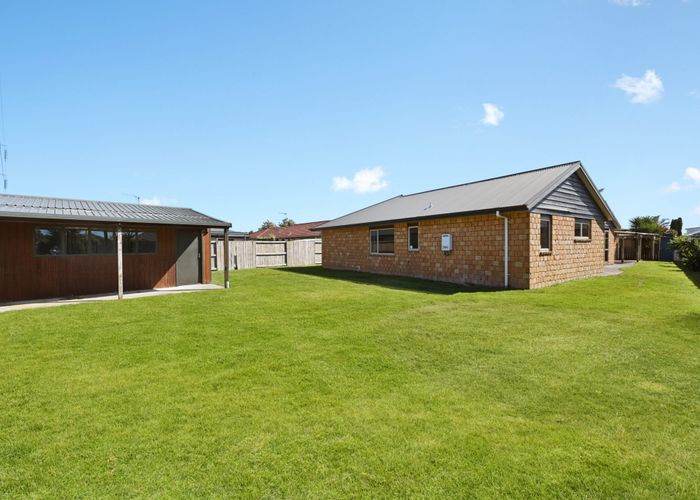  at 45 Stoneleigh Drive, Chartwell, Hamilton, Waikato