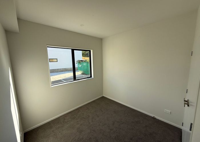  at 9 Tuakana Street, Point England, Auckland City, Auckland