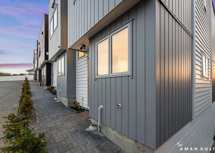  at 10/24 Mili Way, Ranui, Auckland