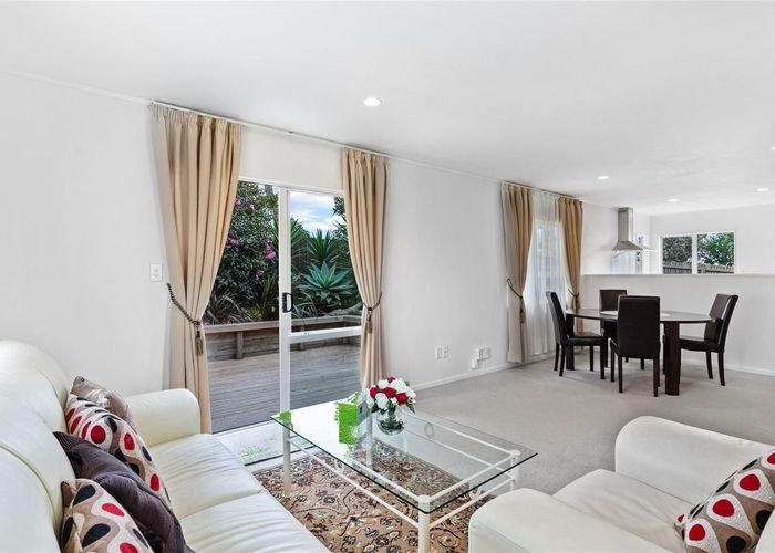  at 51 Barbados Drive, Unsworth Heights, North Shore City, Auckland