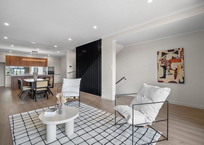 For sale 23B Pupuke Road, Hillcrest, North Shore City, Auckland