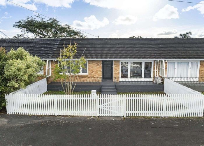  at 5 Middlesex Road, Waterview, Auckland City, Auckland