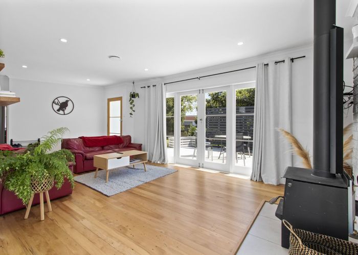  at 18 Claremont Avenue, Chartwell, Hamilton