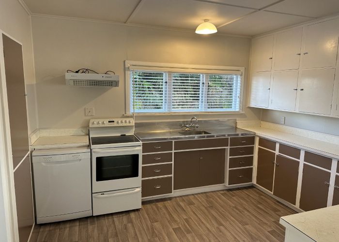  at 3 Puutikitiki Street, Hamilton East, Hamilton, Waikato