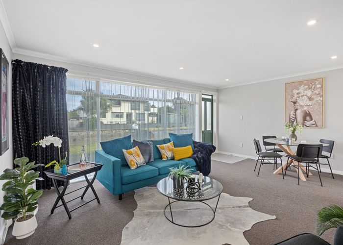  at 18 Watson Drive, Paraparaumu Beach, Paraparaumu