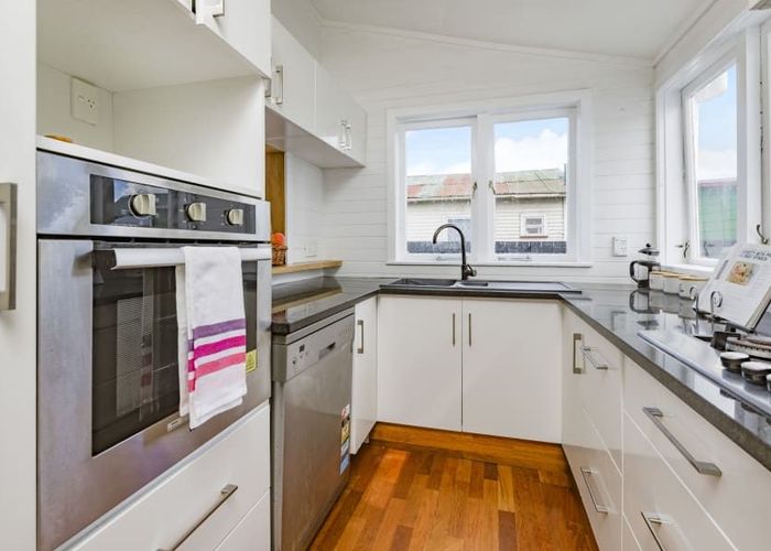  at 32 Hunua Road, Papakura, Papakura