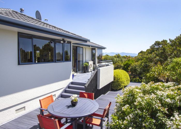  at 6 Dartmoor Place, Richmond