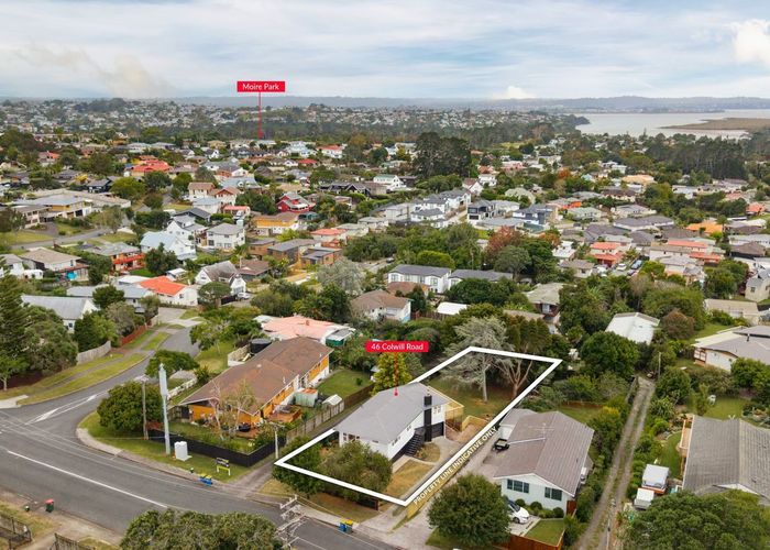  at 46 Colwill Road, Massey, Waitakere City, Auckland