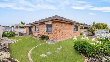  at 18 Ironstone Place, Randwick Park, Auckland