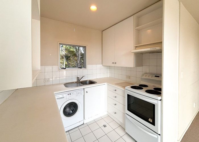  at 4/15 Peterborough Street, Christchurch Central, Christchurch