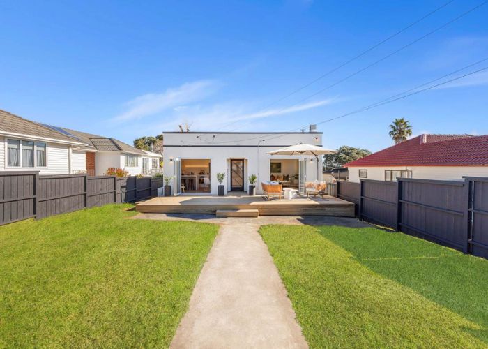  at 81 Oakdale Road, Mount Roskill, Auckland City, Auckland