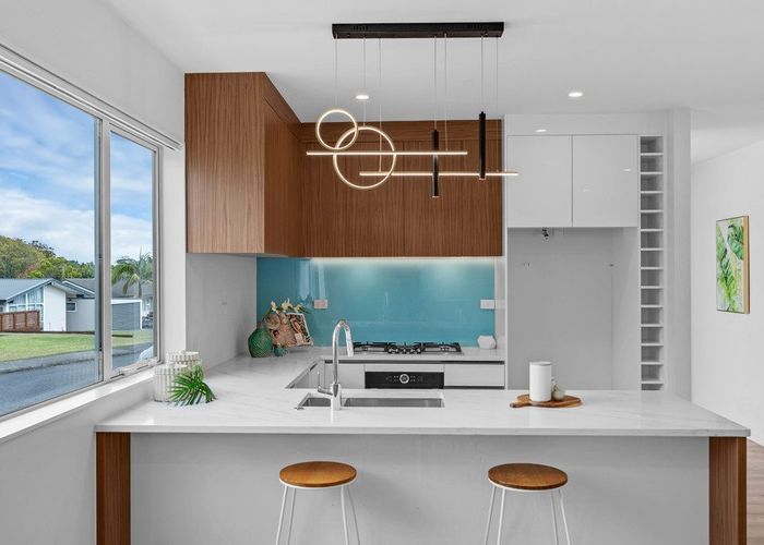  at 5A Wynn Place, Howick, Auckland