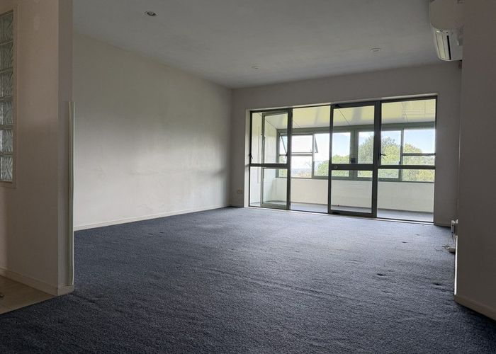  at 2I/217 Sunset Rd, Sunnynook, North Shore City, Auckland