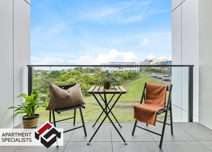  at 19 Rawene Road, Birkenhead, North Shore City, Auckland