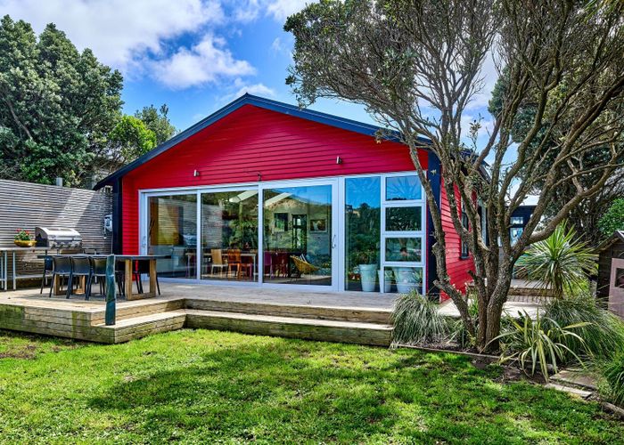  at 10 Travancore Street, Island Bay, Wellington, Wellington