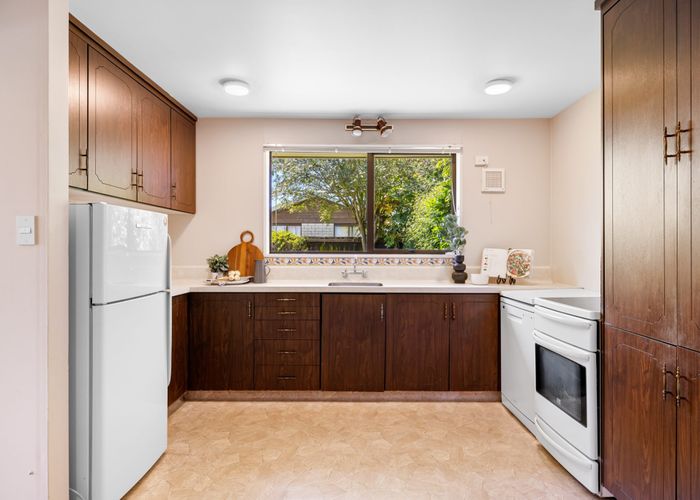  at 2/127 Reynolds Avenue, Bishopdale, Christchurch
