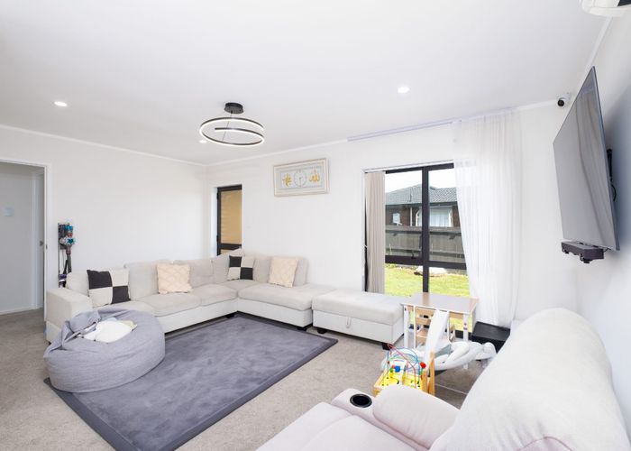  at 44 Trimdon Street, Randwick Park, Manukau City, Auckland