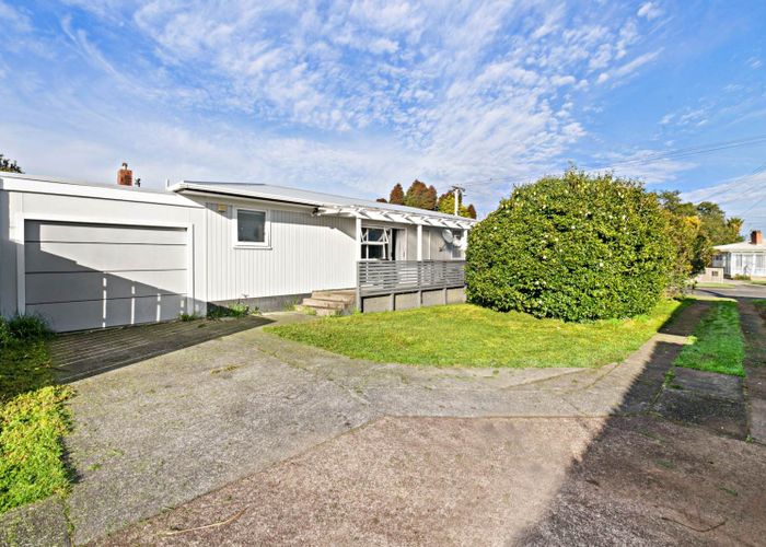  at 27 Alma Crescent, Papakura, Papakura