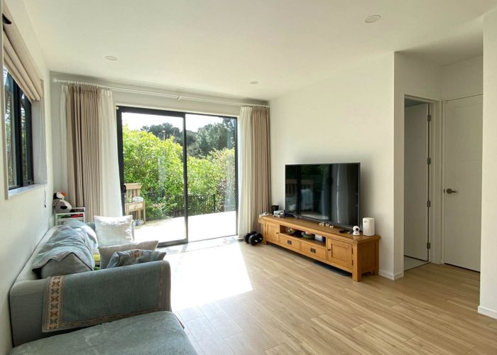  at 2 Aoraki Crescent, Albany, North Shore City, Auckland