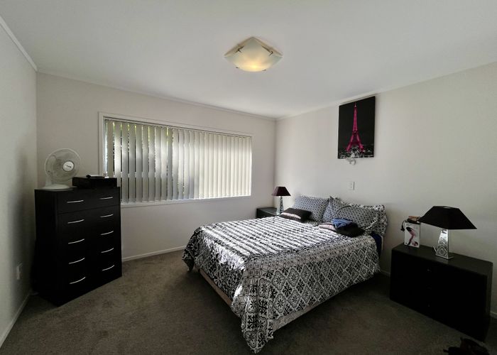  at 2 Merino Avenue, Somerville, Manukau City, Auckland