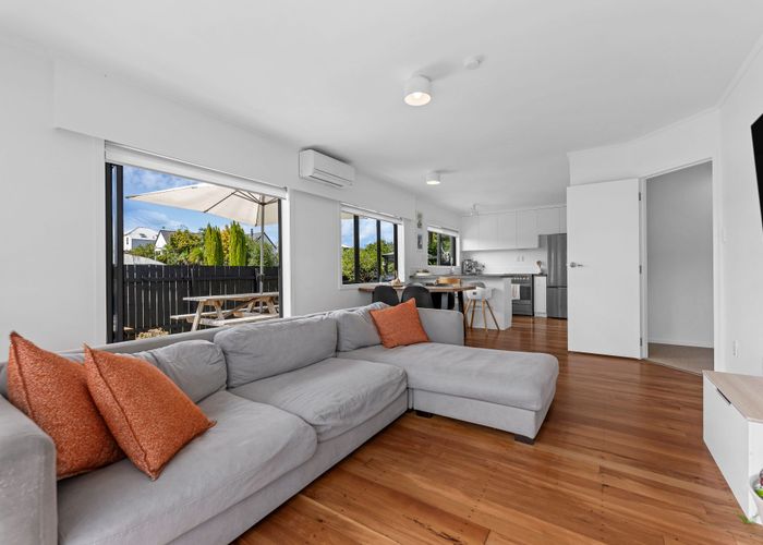  at 1/38 Stanniland Street, Sunnyhills, Auckland