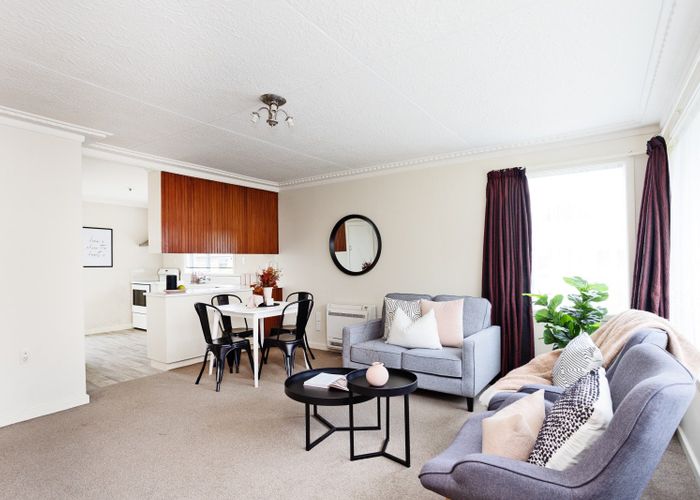  at 2/237 Queens Drive, Windsor, Invercargill