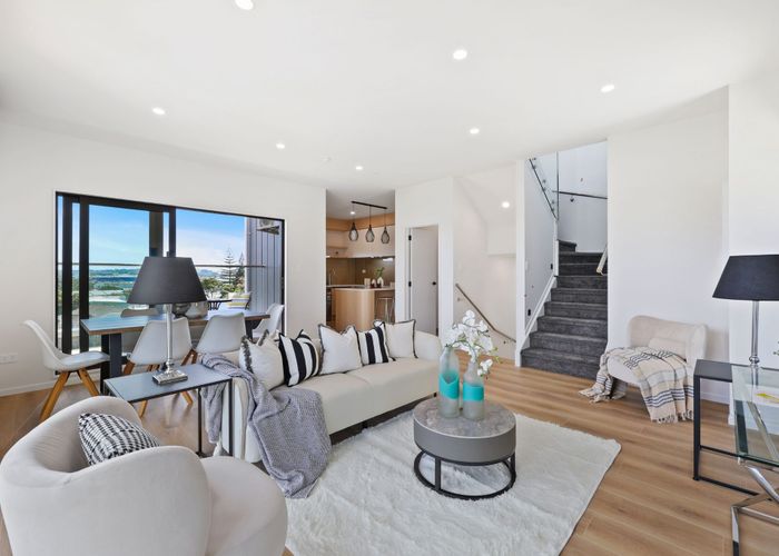  at 8/35 Ryburn Road, Mount Wellington, Auckland City, Auckland