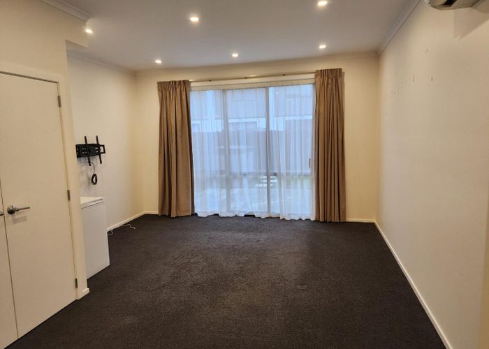  at 9 Fitch Lane, Wallaceville, Upper Hutt, Wellington