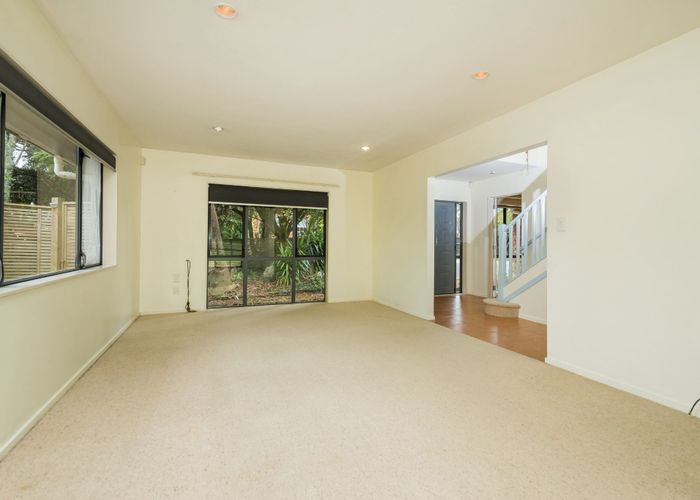  at 71 Te Wharau Drive, Greenhithe, Auckland