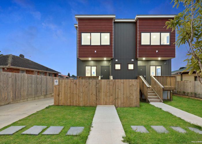  at 49B  Titirangi Road, New Lynn, Waitakere City, Auckland