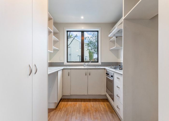  at 28 Saintly Lane, Avondale, Auckland City, Auckland