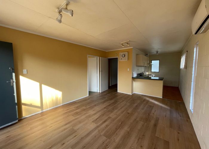  at 4/122 Firth Street, Hamilton East, Hamilton, Waikato