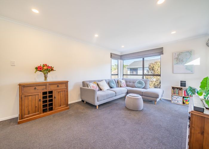  at 16B Pokohiwi Road, Normandale, Lower Hutt