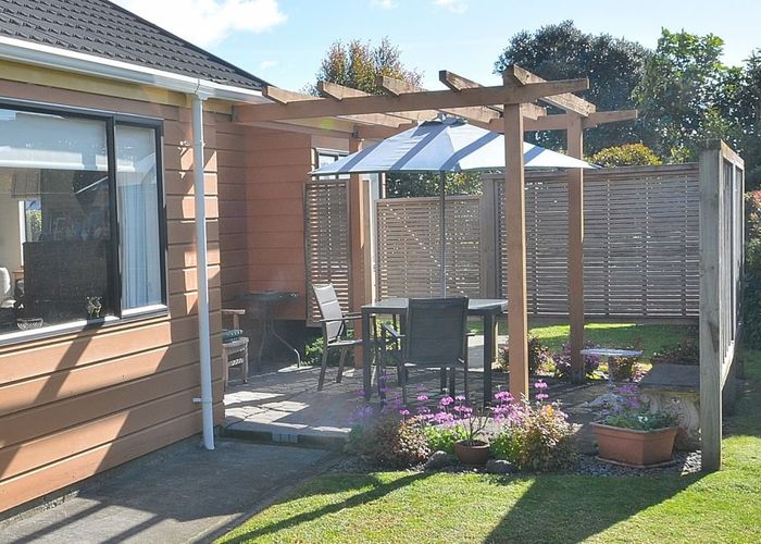  at 1 Oak Bay, Waikanae